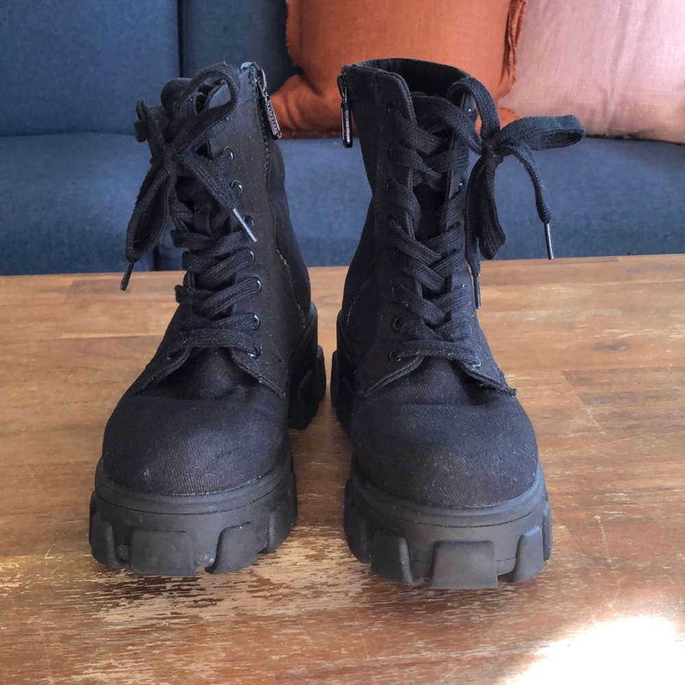 All Black Canvas Circus by Sam Edelman Boot sz 7